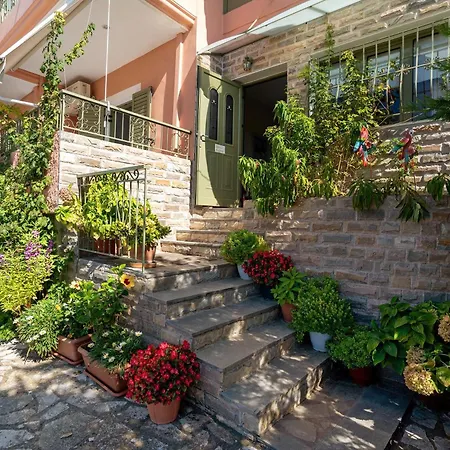 Nontas 22 Kalamitsi (Lefkada)